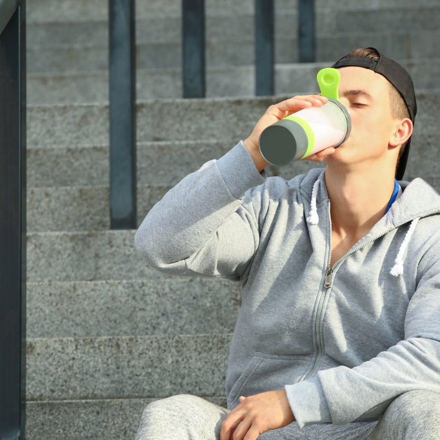 Choosing the Right Protein Powder: Whey, Plant-Based, Isolates, Blends, and More